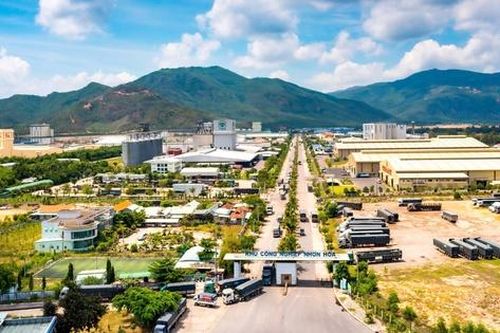 Bình Định: Đầu tư 700 tỷ đồng xây dựng Nhà máy sản xuất giấy tại KCN Nhơn Hòa