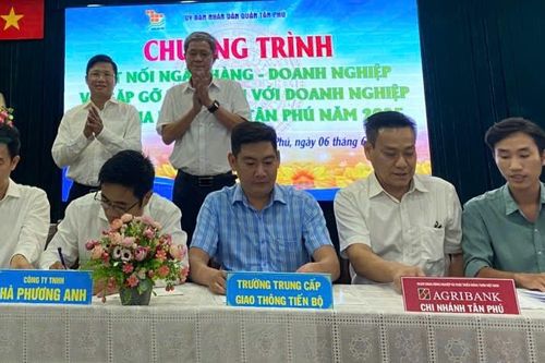 Hơn 400 tỷ đồng vốn tín dụng được giải ngân vào quận Tân Phú