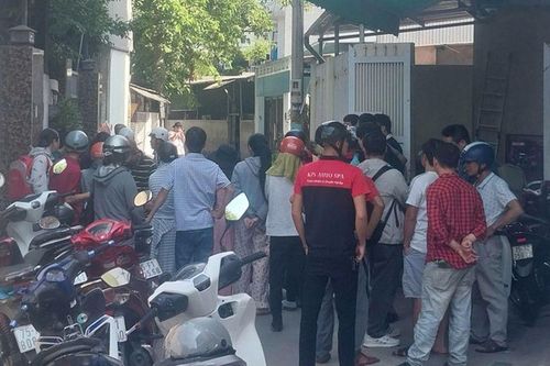 Phong tỏa hiện trường, điều tra nghi án con rể dùng dao tấn công nhà vợ khiến 3 người thương vong