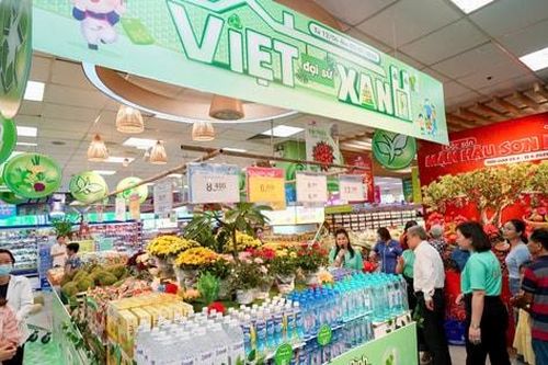 Khởi động chiến dịch 'Tiêu dùng Xanh' năm 2025