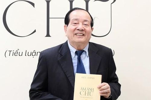 'Ám ảnh chữ' - một góc nhìn về những giá trị vượt không gian và thời gian