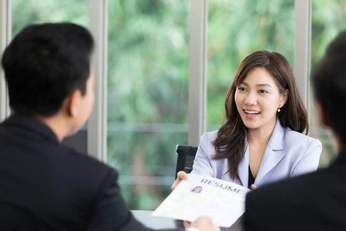 Cái bẫy ẩn sau 'mức lương hấp dẫn' khi phỏng vấn