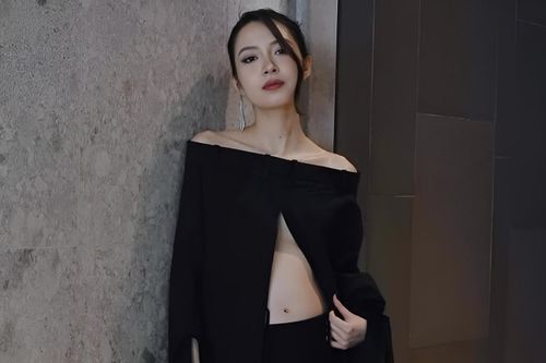 Váy áo khoe trọn bụng bầu của con gái Xuân Hinh