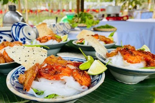 Sắc màu mỳ Quảng