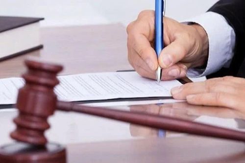 Nhiều vi phạm trong hoạt động chứng khoán, ba công ty bị phạt gần một tỷ đồng