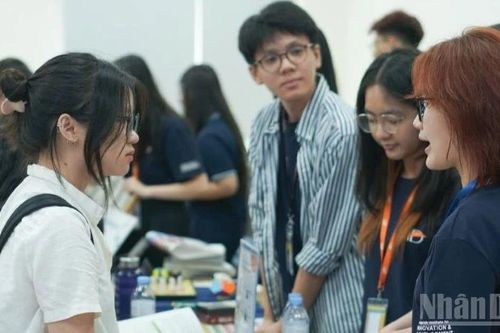 Thế hệ trẻ và hành trình kiến tạo tương lai bền vững tại Social Impact Expo 2025
