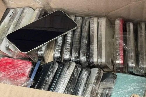 Hải quan Nội Bài liên tiếp phát hiện 2 vụ vận chuyển trái phép điện thoại