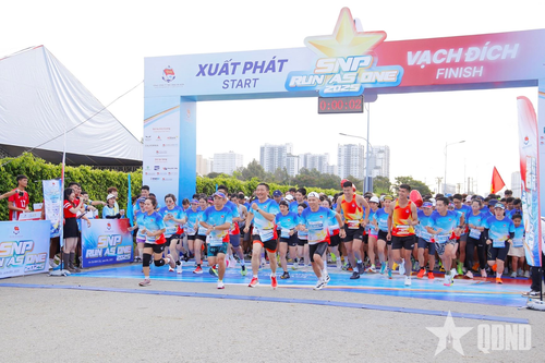 Gần 2.000 vận động viên tham gia Giải chạy bộ 'SNP Run As One' năm 2025