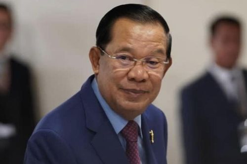 Chủ tịch Thượng viện Hun Sen kêu gọi người dân kiềm chế giữa căng thẳng biên giới Campuchia-Thái Lan