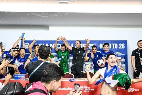 Tấm vé World Cup đầu tiên và câu chuyện về một Uzbekistan đang vươn mình