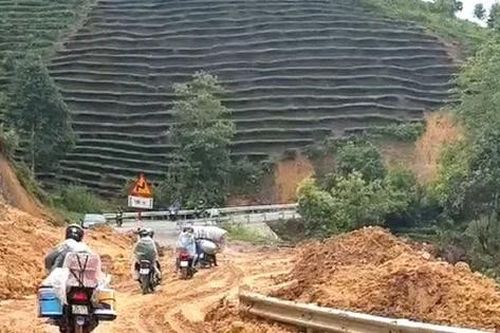 Mưa lớn gây sạt lở ở Lai Châu