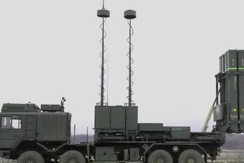 Ukraine nói bệ phóng IRIS-T phá hủy 8 tên lửa Nga chỉ trong 30 giây