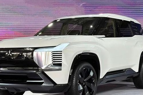 Cận cảnh xe ý tưởng Mitsubishi DST có mặt tại Việt Nam