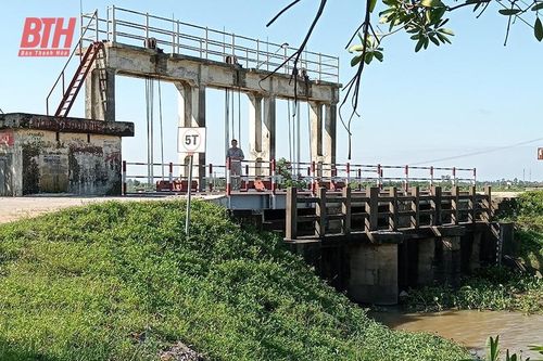 Đẩy nhanh tiến độ sửa chữa, nâng cấp hồ đập trước mùa mưa bão