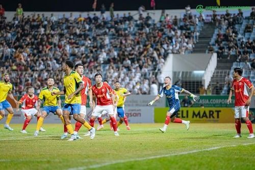 Loạt danh thủ Manchester United đến Đà Nẵng, giá vé vào sân bao nhiêu?