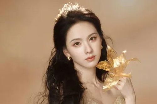 Trần Đô Linh gây sốt với khoảnh khắc 'diện mạo công chúa cốt cách hoàng tử'