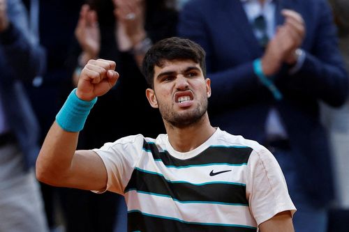Carlos Alcaraz vô địch Roland Garros 2025 sau màn ngược dòng điên rồ