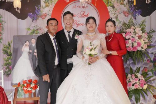 Chuyện dở khóc dở cười của chàng trai Vĩnh Phúc cưới con gái bạn nhậu