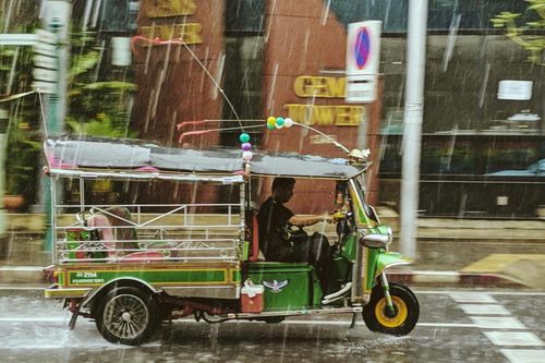 Toàn cảnh khốn khó của du lịch Thái Lan