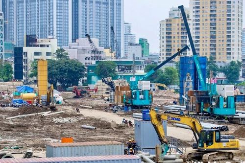 Tấp nập thi công tại dự án tổ hợp số 148 Giảng Võ