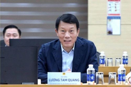 Bộ trưởng Công an Lương Tam Quang thăm và làm việc tại Samsung Thái Nguyên