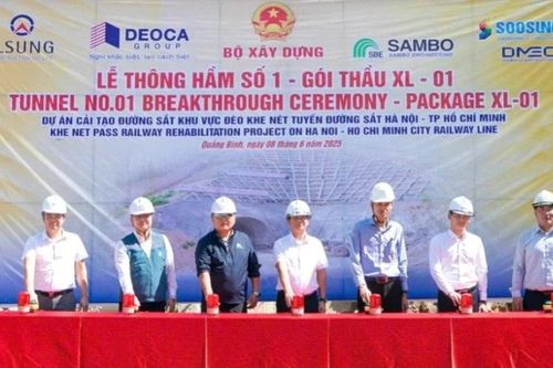 Thông hầm 1 dự án cải tạo đường sắt bắc-nam đoạn qua Khe Nét, tỉnh Quảng Bình