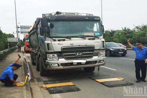 Hà Nội đầu tư xây dựng hệ thống cân kiểm soát tải trọng xe