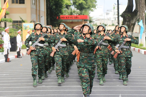 Khổ luyện thành tài...