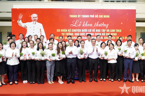 Thành ủy TP Hồ Chí Minh khen thưởng 48 cá nhân kể chuyện về học tập và làm theo Bác