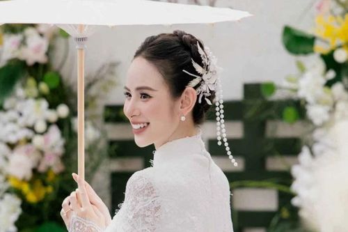 Cô dâu hot nhất tuần qua Hương Liên hé lộ gia thế nhà chồng