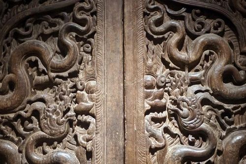 Trần Nhân Tông và Ashoka: Trùng hợp lạ ở hai vị Phật hoàng