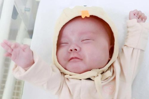 99 ngày đầy nước mắt, nghị lực cứu trẻ sinh cực non 24 tuần
