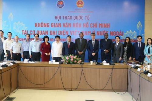 Nâng cao vai trò của các cơ quan đại diện Việt Nam ở nước ngoài trong gìn giữ và quảng bá hình ảnh Chủ tịch Hồ Chí Minh