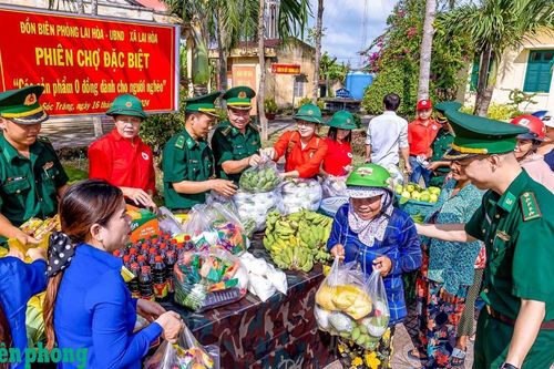 Chia sẻ khó khăn, tiếp thêm nghị lực cho phụ nữ vùng biên