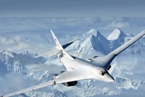 Nga đưa cặp 'Thiên nga trắng' Tu-160 về vùng Viễn Đông