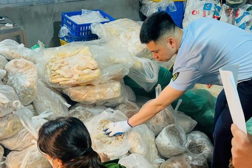 Liên tiếp bắt giữ nhiều tấn nội tạng hôi thối, quá kinh khủng nếu lên bàn ăn
