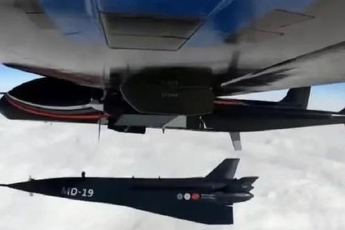 UAV AI siêu thanh MD-19 Trung Quốc tái sử dụng, 'cơn ác mộng' với phòng không Mỹ