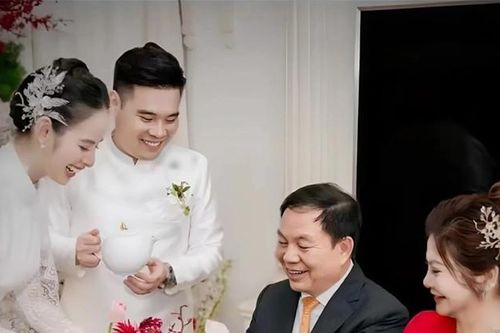 'Mỹ nhân sở hữu nụ cười triệu view' Hương Liên tiết lộ bố chồng là cán bộ quân đội