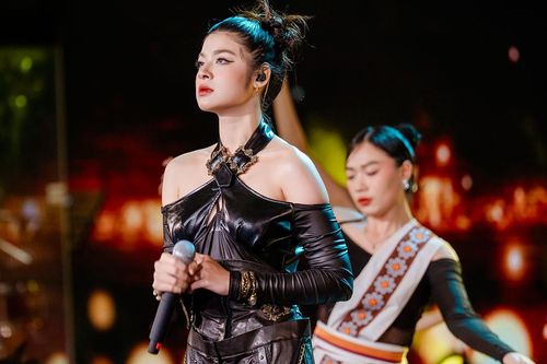 Hoài Anh - con gái diễn viên Võ Hoài Nam 'gây nghiện' tại 'Điểm hẹn tài năng'