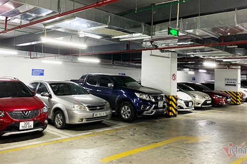 Xe phủ bạt liên tục từ 30 ngày trở lên sẽ không phải nộp phí đường bộ?