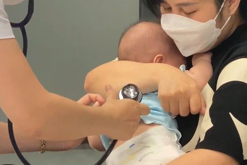 Hà Nội vẫn ghi nhận hàng trăm ca mắc COVID-19 mỗi tuần
