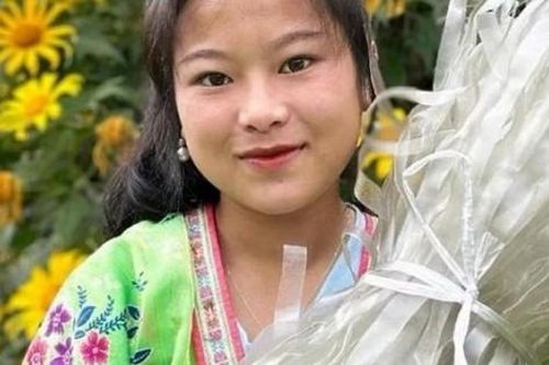 Cô gái H'Mông có doanh thu hàng trăm tỷ đồng nhờ bán miến và lùm xùm khiến nhiều người 'quay xe'
