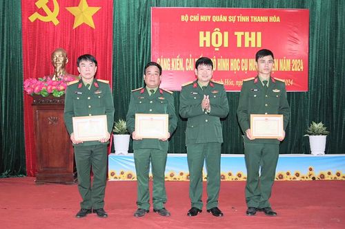 Xứng danh Bộ đội Cụ Hồ