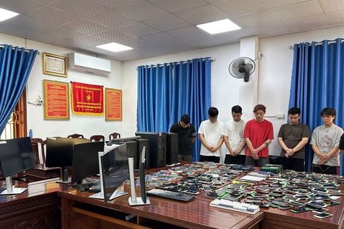 Đường dây mua bán 3.000 tài khoản ngân hàng bị bóc gỡ: Hé lộ chiêu trò dụ học sinh, sinh viên