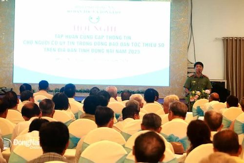 Giúp người có uy tín khai thác không gian mạng