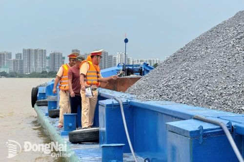 Lập biên bản 41 trường hợp trong tuần đầu tổng kiểm soát phương tiện đường thủy