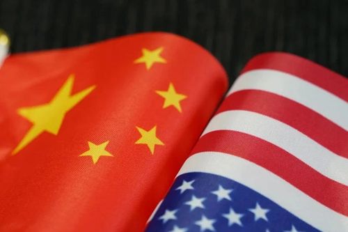 Mỹ cấm nhập cảnh 12 nước, trong khi Trung Quốc nới lỏng visa cho 5 quốc gia