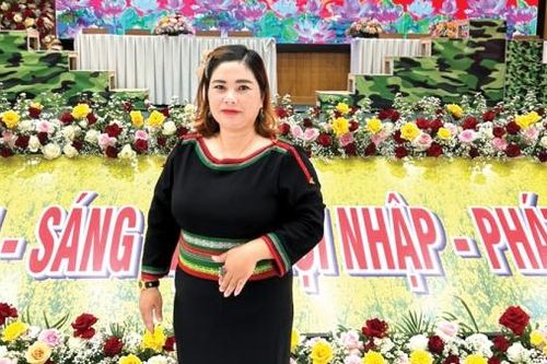 Nêu gương sáng vì cộng đồng