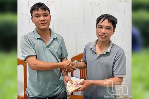 Trả lại hơn 20 triệu đồng cho người đánh rơi
