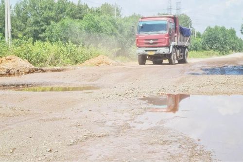 Tỉnh lộ 9 xuống cấp sau nhiều lần sửa chữa